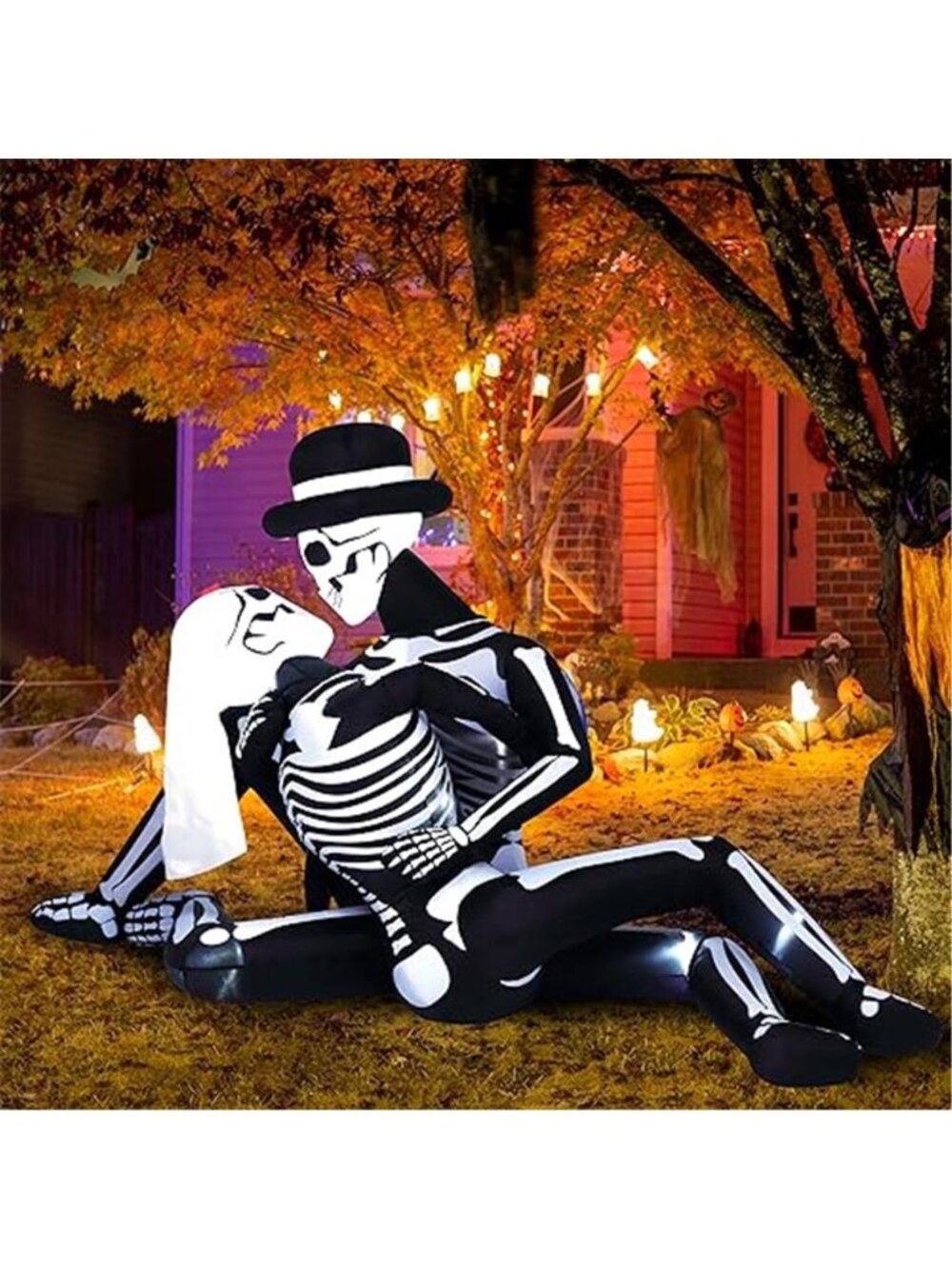 8.5 FT Giant Halloween Inflatables Cuddling Skeleton Couple Lovers